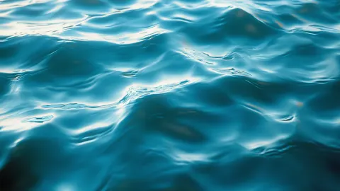 Superfície de oceano azul