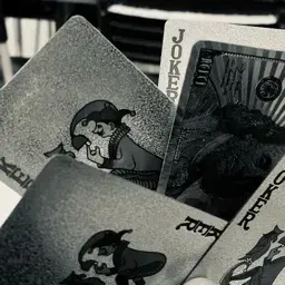 Ícone de cartas de baralho estilo Joker