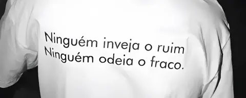 Banner com frase motivacional sobre superação