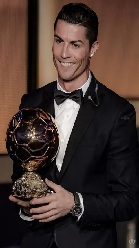 Cristiano Ronaldo com Bola de Ouro