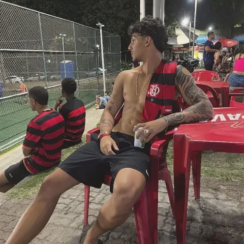 Jovem torcedor do Flamengo